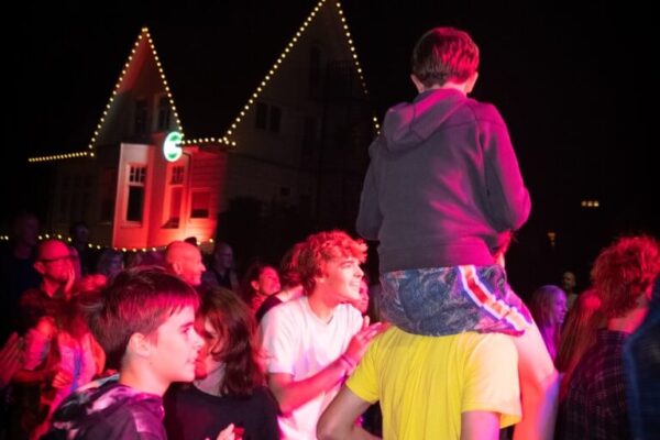 bergenlive-2025-vrijdagavond-en-zaterdagavond-crowd-012