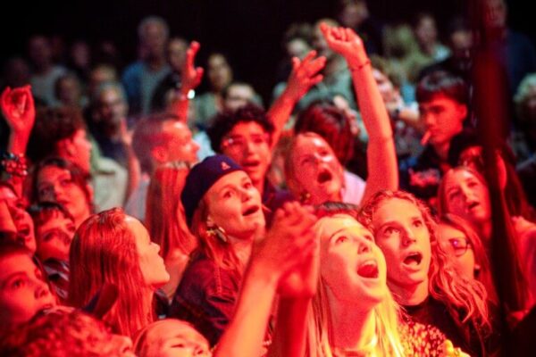 bergenlive-2025-vrijdagavond-en-zaterdagavond-crowd-043