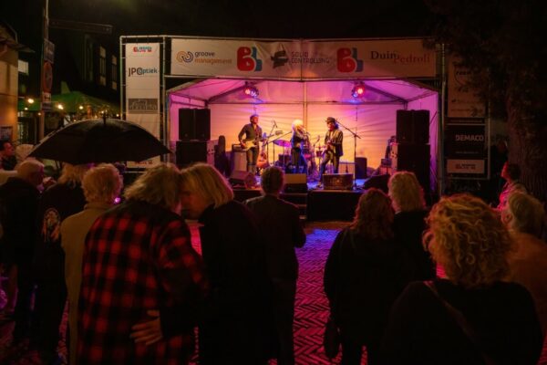 bergenlive-fotos-2023-crowd-vrijdagavond-026
