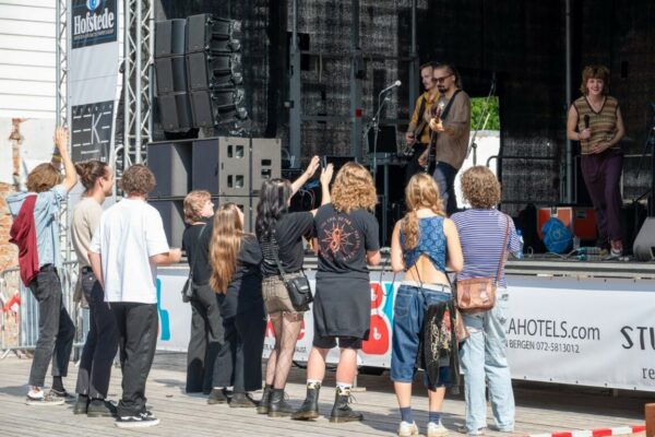 bergenlive-fotos-crowd-2023-zaterdagmiddag-021